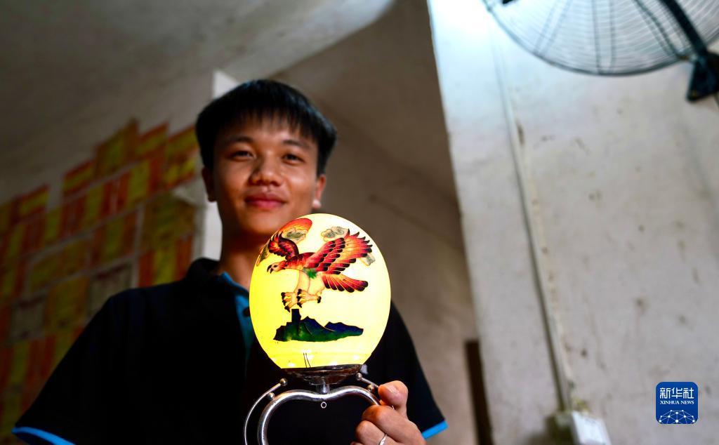免费炸三张金花游戏下载豆子